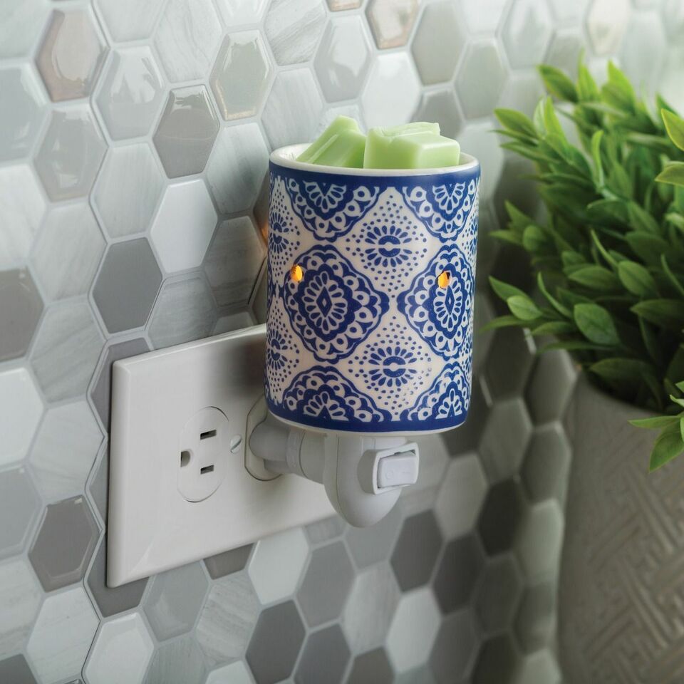 Indigo Porcelain Pluggable Warmer